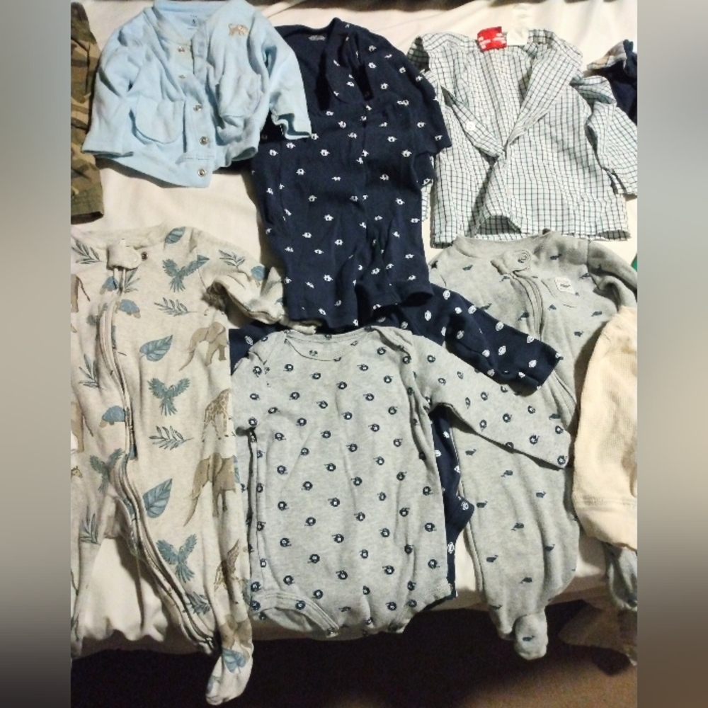 Assorted Carter's 6 Months Long Sleeve/Pant Clothing - Picture 3 of 11
